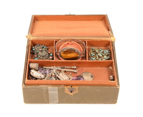 A jewel box with vintage and white metal jewellery, four Victorian style brooches; a tigers eye bangle; Sterling thimble; two