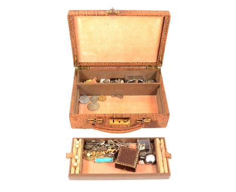 A pressed faux crocodile skin jewel box with lift-out tray and key containing a 40mm RAF sweetheart brooch marked D&amp;F 9ct