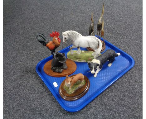 A tray containing five animal ornaments to include Leonardo collection sheep dog, country artists, Pembroke Corgi, shire hors