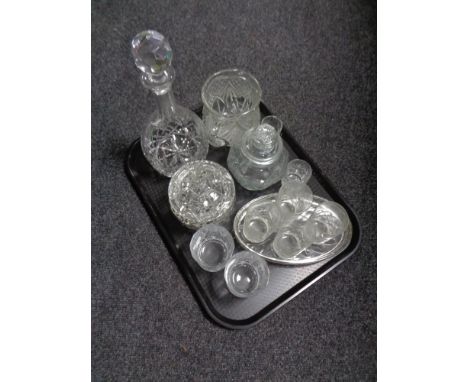 A tray of assorted glass ware - decanter with stoppers, glasses etc 