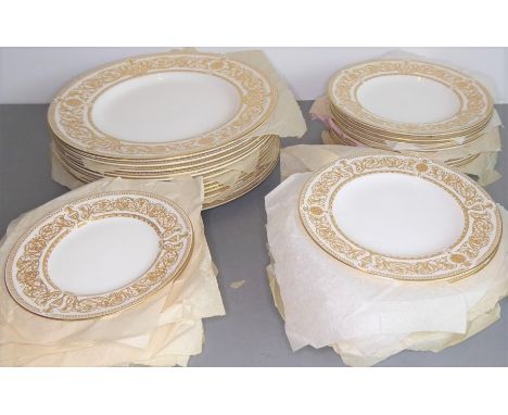 A good 48-piece&nbsp;set of&nbsp;Royal Worcester 1966&nbsp; plates in the 'Hyde Park' pattern: 12 x 27cm&nbsp;dinner plates, 