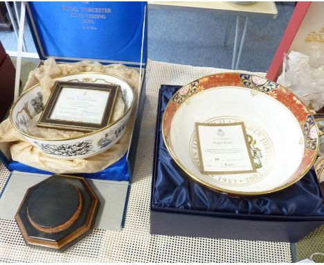 A limited edition (174 of 500) Royal Worcester silver wedding bowl, boxed and complete with stand and framed and glazed certi