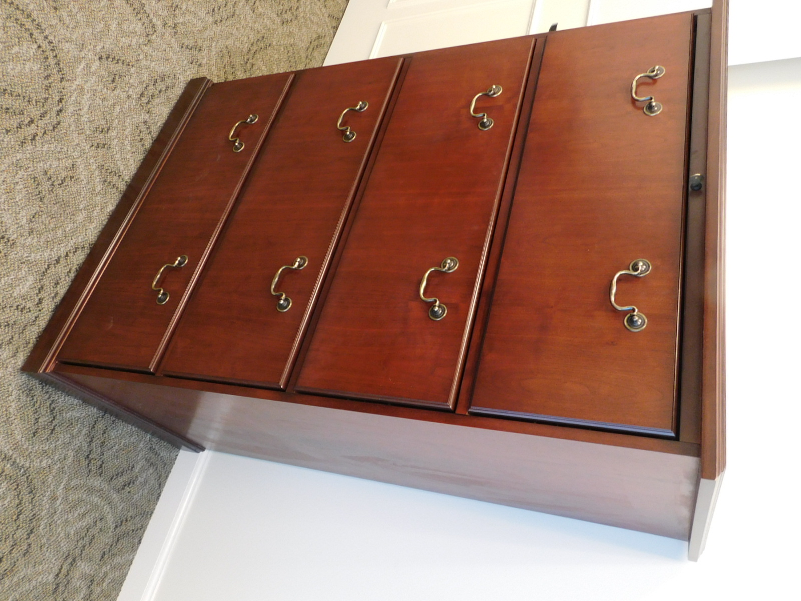 KIMBALL 4 DRAWER MAHOGANY 36