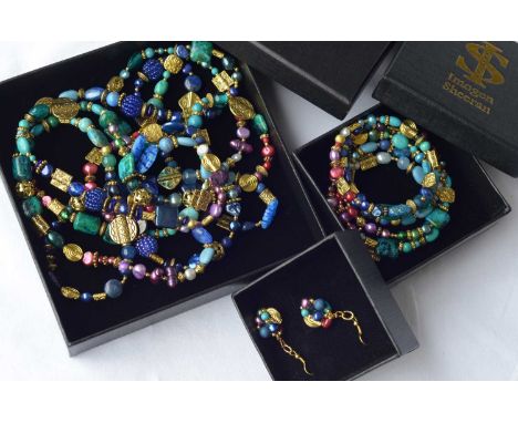 Imogen Sheeran Klimt Jewellery – Necklace, Bracelet and Earrings 
A fabulous necklace, bracelet and earring set made by Imoge