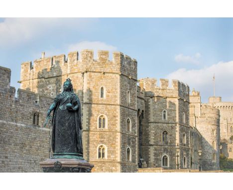 Private Tour of Windsor Castle for 10 Couples with Dinner &amp; Overnight Stay at the Sir Christopher Wren Hotel, Windsor
A u