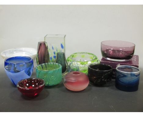 Thirteen coloured glass wares by Phil Oakly, Caithness, Mdina, Kosta Boda and others  