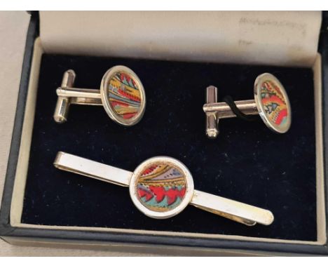 PAIR OF CUFF LINKS &amp; TIE CLIP IN LIBERTY BOX