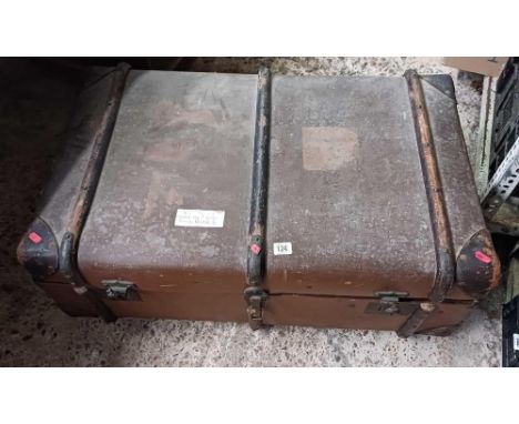 TRAVEL TRUNK CONTAINING 1 LARGE &amp; 1 SMALL PARACHUTE &amp; CANVAS COVER, POSSIBLY SMALL TENT