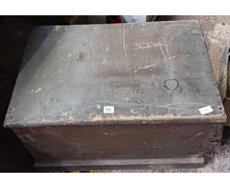 WOODEN TOOL CHEST OR FOOT LOCKER