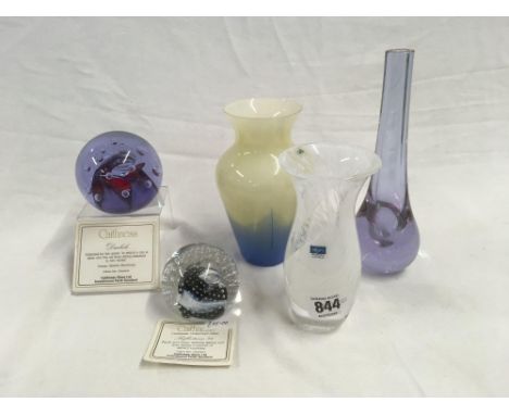 SHELF WITH ASSORTED CAITHNESS PAPERWEIGHTS &amp; VASES INCL; LIMITED EDITION PAPERWEIGHT