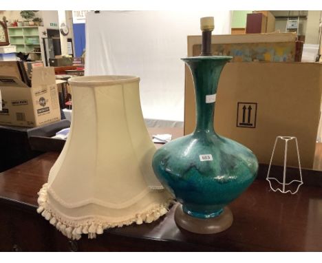 LARGE STUDIO POTTERY DECORATIVE TABLE LAMP WITH TASSELLED SHADE