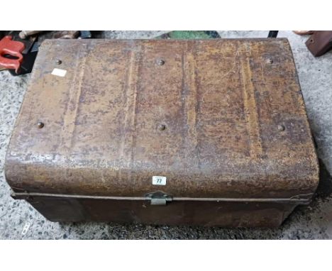 BROWN METAL TRAVEL TRUNK