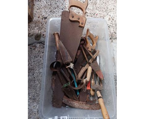 PLASTIC CARTON OF VINTAGE TOOLS INCL; SHEEP SHEARING SHEARS