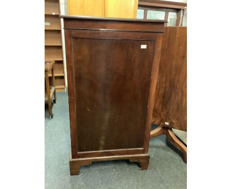 VINTAGE MAHOGANY CUPBOARD WITH ADJUSTABLE SHELVING BY OLD TIMES FURNISHING CO, WESTMINSTER, 2ft 3" WIDE
