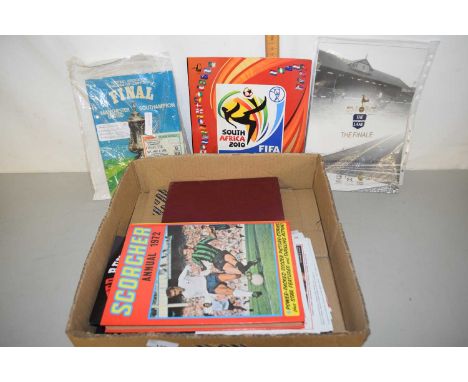 Mixed Lot: Football interest to include Football Association Challenge Cup Final Manchester United v Southampton 1976 program