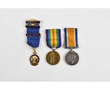 Two WWI medals awarded to 011529 Private L Baker, Army Ordnance Corps, comprising 1914-18 War Medal and Victory Medal, also a