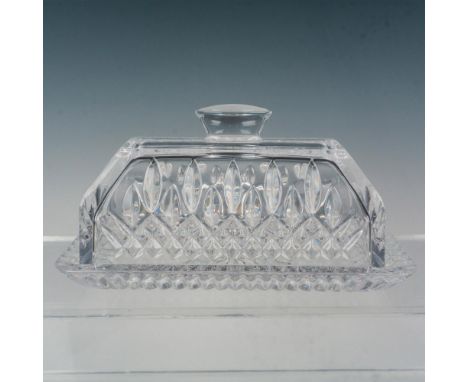 Stunning combination of brilliance and clarity featuring vertical and diamond wedge cuts of the classic Lismore pattern. Wate
