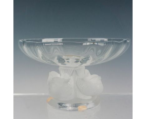 Classic and elegant frosted and clear bowl with four birds surrounded by the base. Lalique France etched backstamp. This item