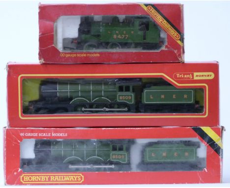 Three Hornby and Tri-ang Hornby 00 gauge model railway LNER locomotives including B12 R.866 and J83 R.252, all in original bo