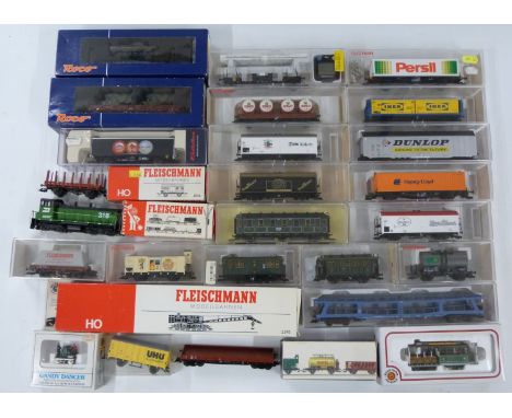 Twenty-nine Bachmann, Fleischmann and Roco 00 gauge model railway locomotives, and wagons including Gandy Dancer, most in ori