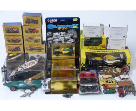 A collection of Corgi, Dinky, Matchbox, Onyx and similar diecast model vehicles, most in original boxes.&nbsp;