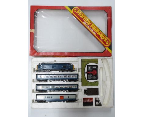Hornby 00 gauge model railway Inter-City Mail train set, R.179, in original box.&nbsp;