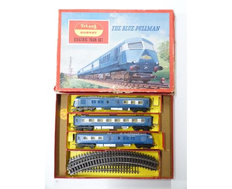Tri-ang 00 gauge model railway The Blue Pullman train set, RS.52, in original box.&nbsp;