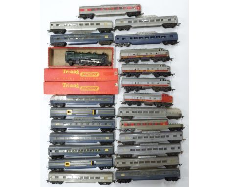 Twenty-five Tri-ang and Tri-ang Hornby 00 gauge model railway transcontinental passenger locomotives and coaches, some in ori