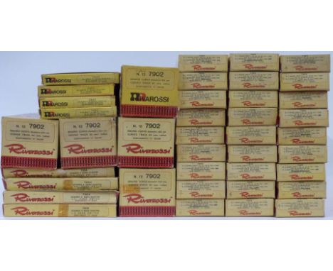 Forty sets of Rivarossi 0 gauge model railway track and points including 7092, 7905, 7904 and 7097, all in original boxes. .&