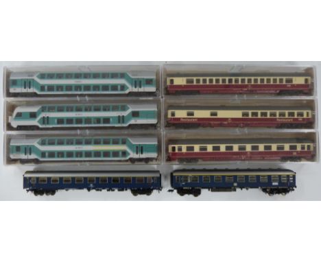 Eight Fleischmann 00 gauge model railway coaches including observer cars.&nbsp;