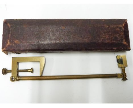 19th/20thC brass camera lucida with clamp attachment and swivel head, length of case 23cm