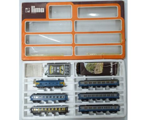 Lima 00 gauge model railway train set with BO-BO D6524 diesel locomotive and five passenger coaches, in display box.&nbsp;