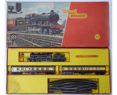 Tri-ang 00 gauge model railway&nbsp;Holiday Express train set, RS.29, in original box.&nbsp;