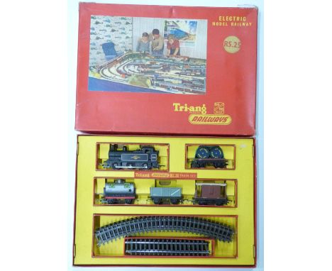 Tri-ang 00 gauge model railway goods train set, RS.25, in original box.&nbsp;