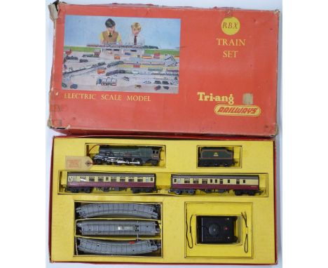 Tri-ang 00 gauge model railway passenger train set, RBX, in original box.&nbsp;
