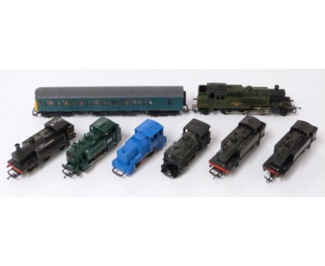 Eight Hornby, Tri-ang, Lima and similar 00 gauge model railway diesel and tank locomotives including Dock Shunter, GRW 82004 