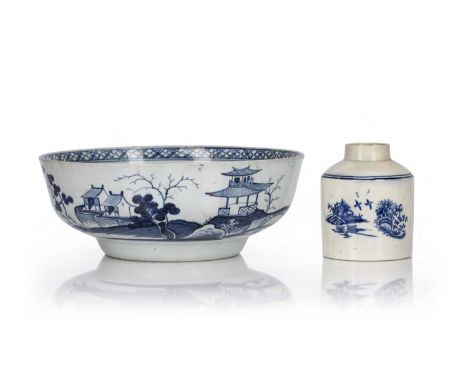 Worcester bowlcirca 1770, decorated in the Precipice pattern, unmarked, 23.5cm across and a Worcester porcelain tea caddy, de