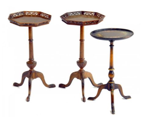 A PAIR OF MAHOGANY TRIPOD TABLES, THE OCTAGONAL TOP WITH FRETTED GALLERY AND A PAINTED MAHOGANY TRIPOD TABLE