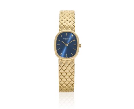 Patek Philippe. A lady's 18K gold quartz bracelet watch with sigma dialModel: EllipseReference: 4764/011Date: Purchased 27th 