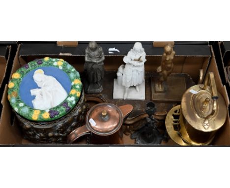 Various collectables, including Cantagalli majolica roundel of the Virgin Mary, two figures of Jeanne d'Arc in spelter and bi