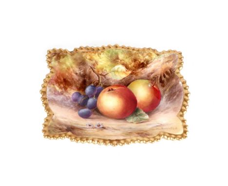 A Royal Worcester small fruit-painted small dish by R Rushton, decorated with apples and grapes, within a gilt gadroon border