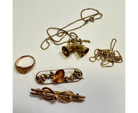 A collection of gold and yellow metal jewellery. To include a 750 stamped box chain (approximate weight 2.6 grams); a 9ct ros