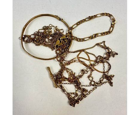 A 9ct gold Figaro link bracelet, along with a 9ct gold bangle plus a group of as found yellow metal, some marked 375. Approxi