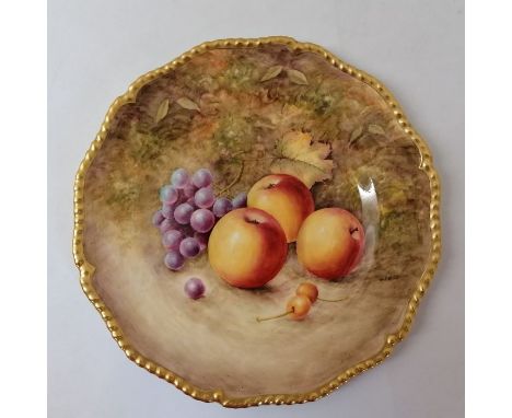 A Royal Worcester hand painted with fruit plate. Signed by J Reed (John Reed). Black mark Approximately 27 cm.In good conditi