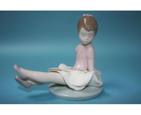 A Lladro figurine 'Rosy Posey', boxed