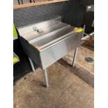 Under bar ice chest model # B301c-18-7 30" x 20" Eagle