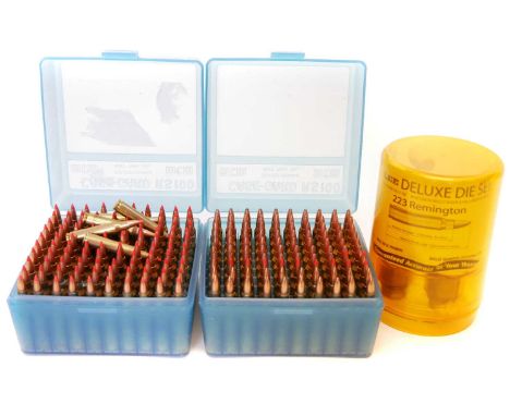 Lee .223 dies and loading cartridges Lee .223 Deluxe die set together with 205 loaded cartridges with various bullets.UK FIRE