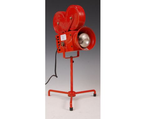 Hollywood Studio - A late 20th century retro vintage table lamp in the form of a cinema film projector in a red colourway. Me