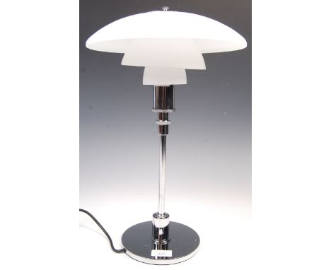 After Poul Henningsen - PH 3/2 - A contemporary glass desk / table lamp / light. The lamp consisting of three frosted glass s