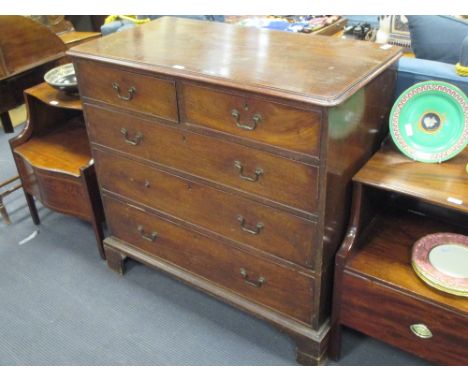 A George III mahogany chest of drawers, on bracket feet, 101 x 106 x 53  
